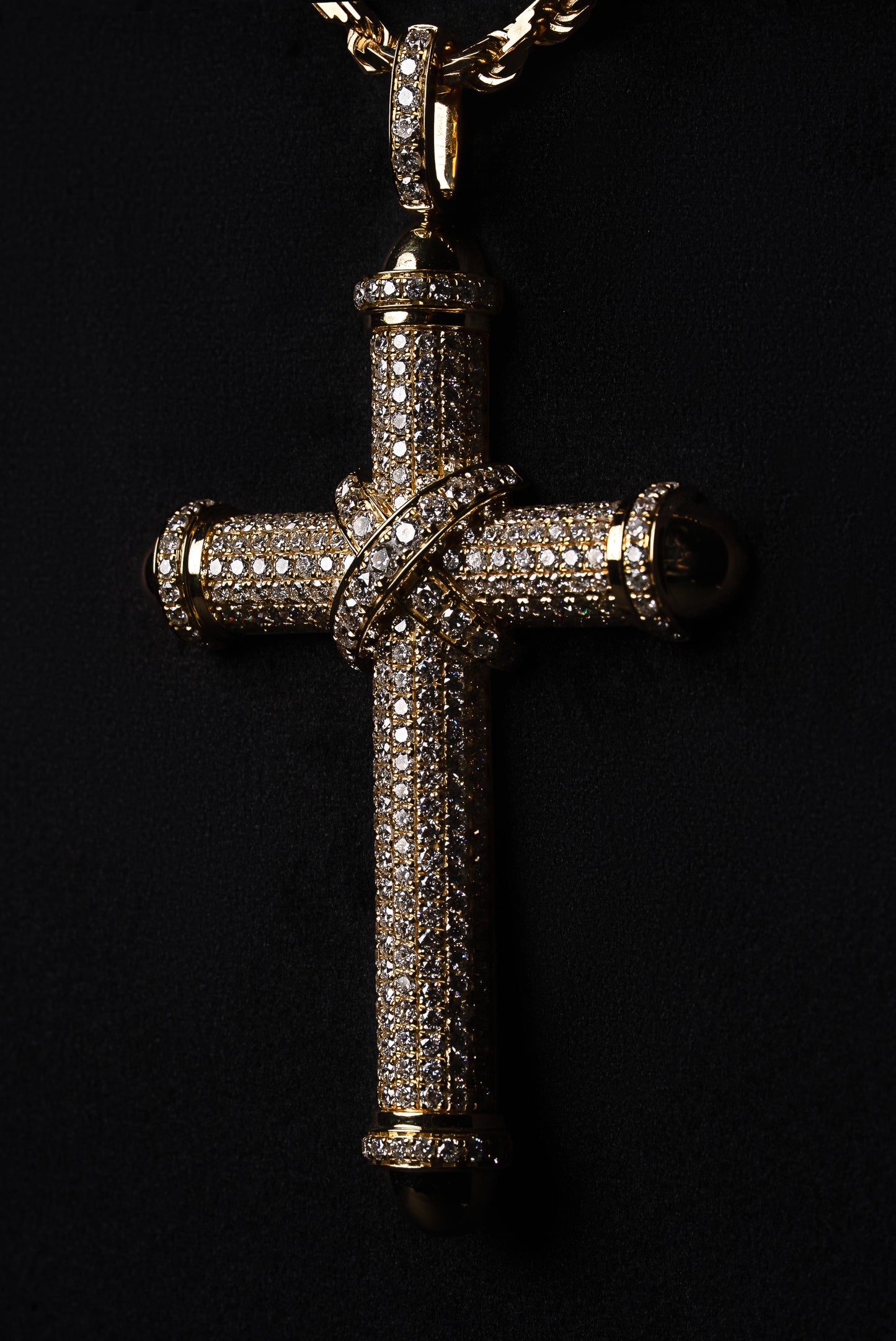 Diamond Pillar Cross Pendant 18k Solid Gold 11ctw