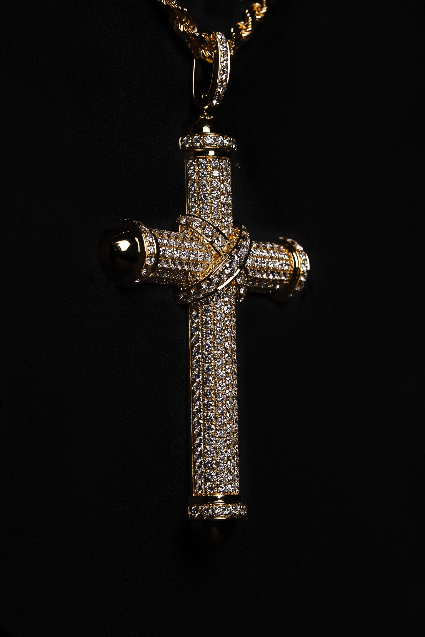 Diamond Pillar Cross Pendant 18k Solid Gold 11ctw