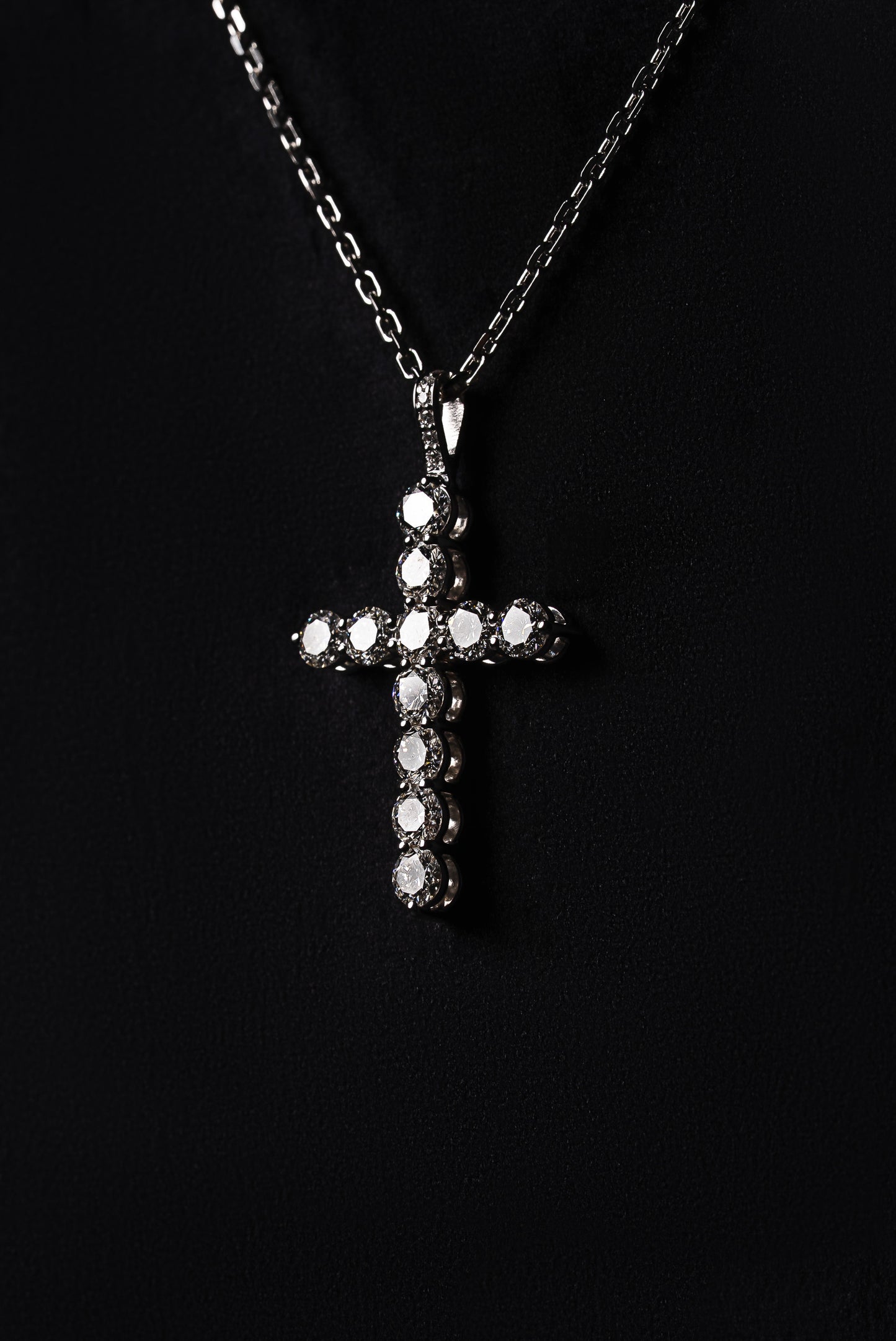 Diamond Classic Cross Pendant 18K Solid White Gold